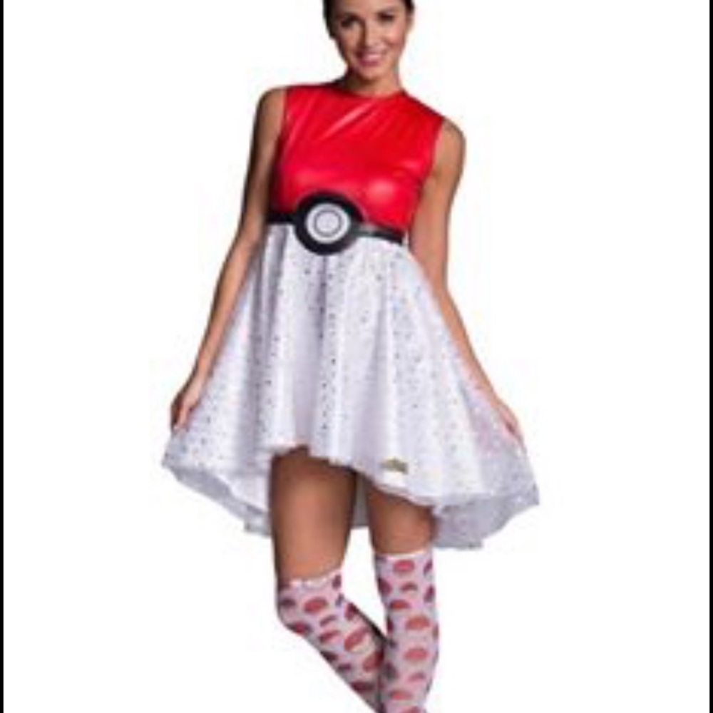 Pokeball costume large